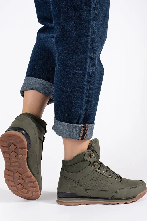 kaki kleuren Trekkingschoenen geïsoleerd kaki kleuren Trekkingschoenen geïsoleerd