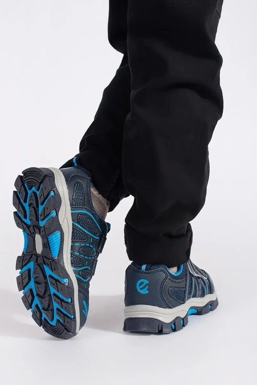 bleu foncé de garçon chaussures de... bleu foncé de garçon chaussures de...