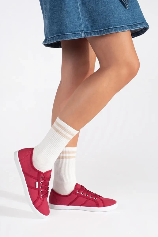 Rode lage schoenen voor vrouwen Rode lage schoenen voor vrouwen