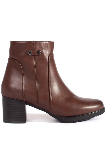 Bottes couleur marron à...