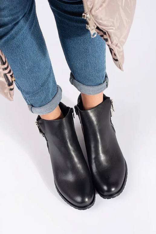 Schwarze flache Damenschuhe