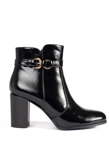 Bottes vernies noires à...