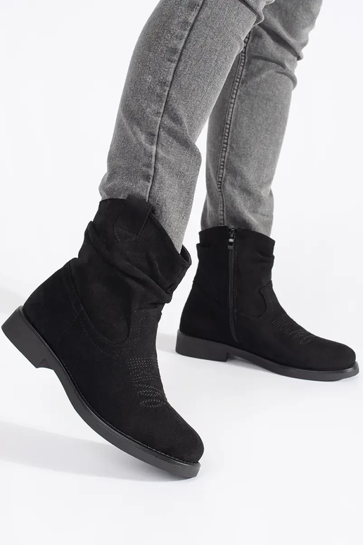 Bottes plates en daim noires style... Bottes plates en daim noires style...