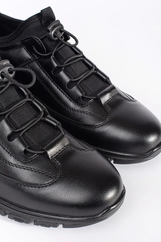 Zwarte lage sportschoenen Zwarte lage sportschoenen