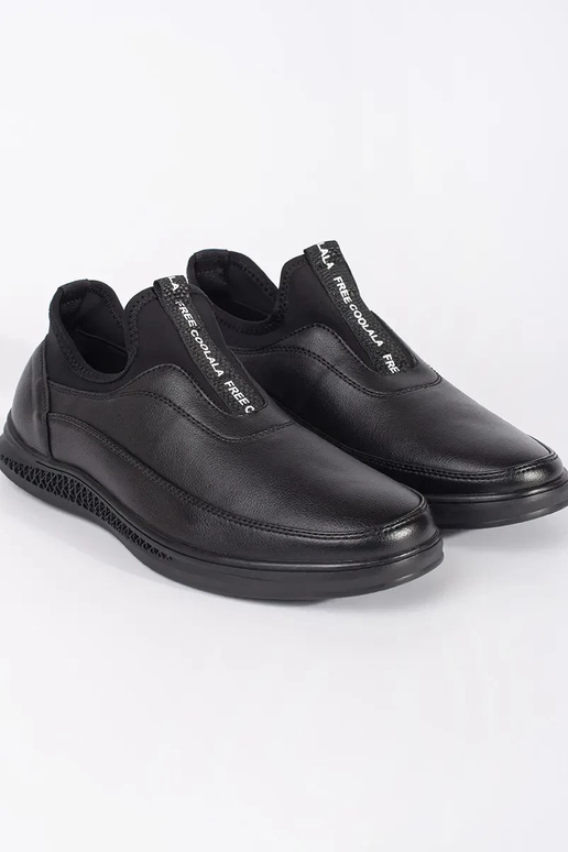 Chaussures pour hommes en cuir... Chaussures pour hommes en cuir...