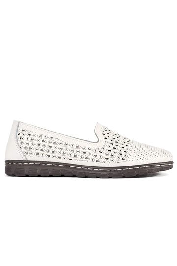 Weiße Schnürschuhe mit...