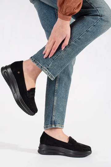 Chaussons blancs avec bleu... 2