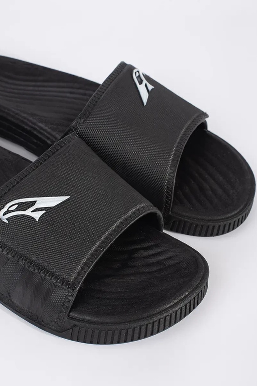 Zwarte herenslippers Zwarte herenslippers