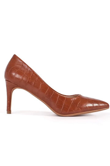 Bruine kleuren hakken op hak