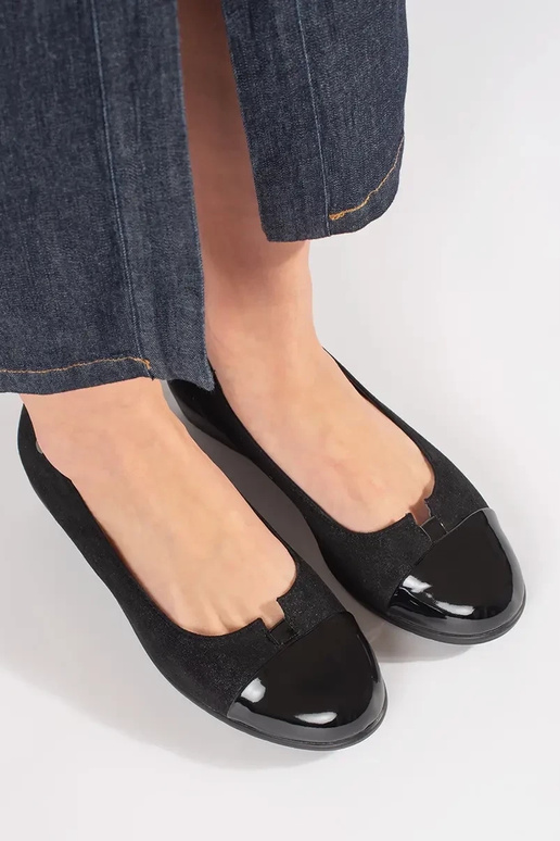 Zwarte schoenen met lakneus Zwarte schoenen met lakneus