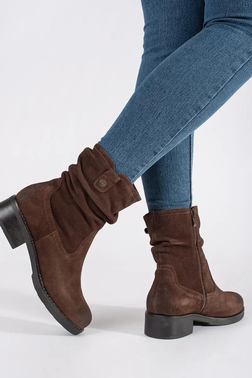 Bottines Marron En Cuir Avec Tige... Bottines Marron En Cuir Avec Tige...
