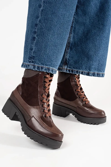 Bordeaux Kleurige Schoenen... 2