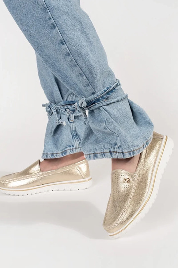 Mocassins dorés en cuir 2