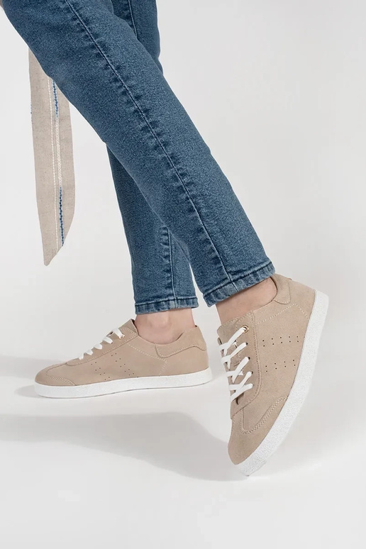 Zandkleurige sneakers model van leer