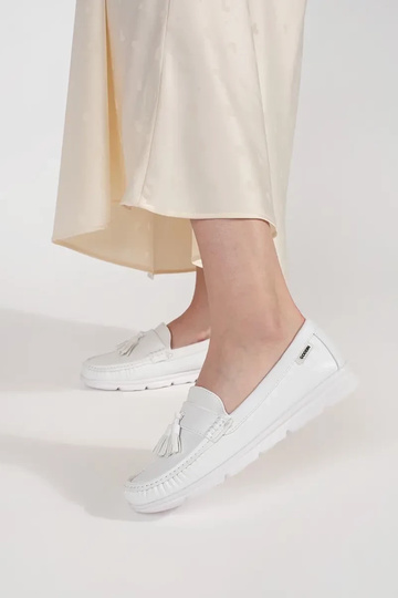 Mocassins blancs avec... 2