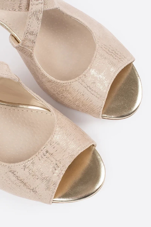 Sandales pour femmes couleur sable à...