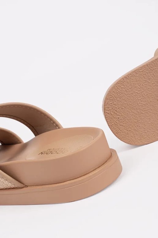 Chaussons Lygiapadės couleur sable...