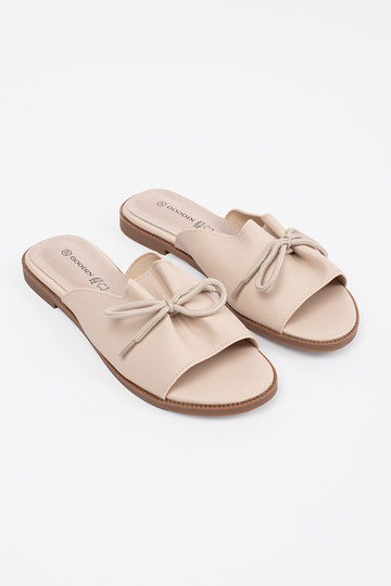Beige Pantoletten mit Schleife 2