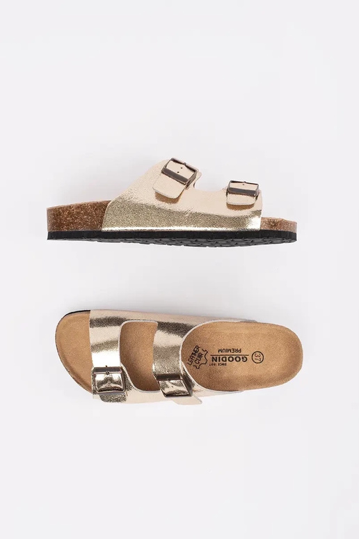 Dames Slippers Goudkleurig met Platte... Dames Slippers Goudkleurig met Platte...