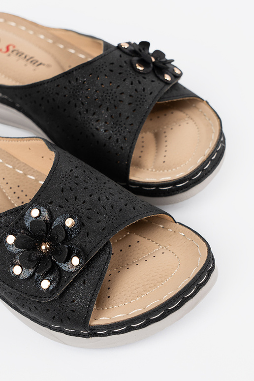 Chaussons pour femmes avec fleurs...