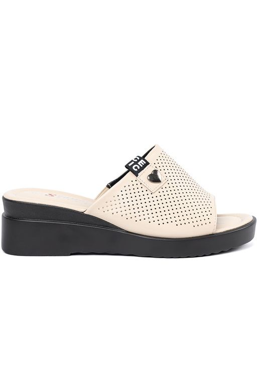 Chaussons pour femmes à plateforme sable