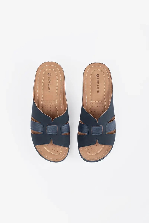 Chaussons confortables à petit talon... Chaussons confortables à petit talon...