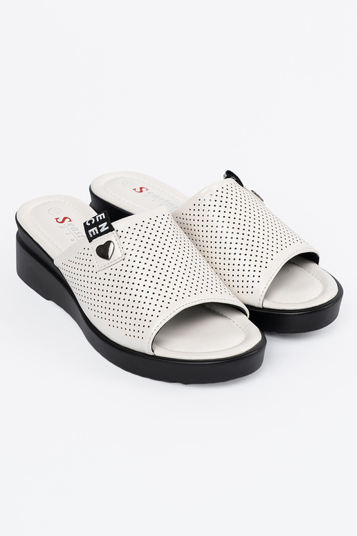 Chaussons ajourés à plateforme blancs Chaussons ajourés à plateforme blancs