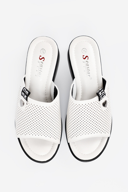 Gehaakte slippers met platform wit Gehaakte slippers met platform wit