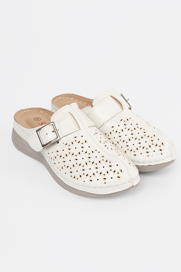 Slippers met gesloten tenen... 2