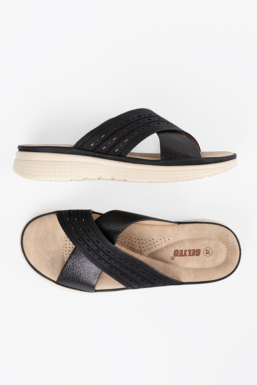 Pantoufles avec plateforme noires Pantoufles avec plateforme noires