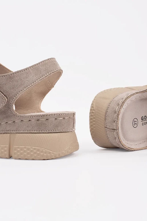 sandfarbene Sandalen für Frauen sandfarbene Sandalen für Frauen