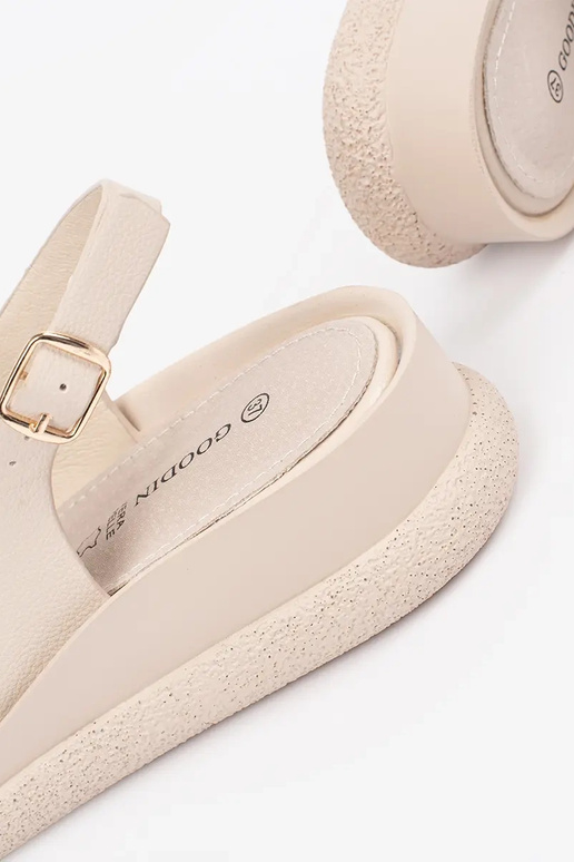 Flache Sandalen in beige mit Dekoration