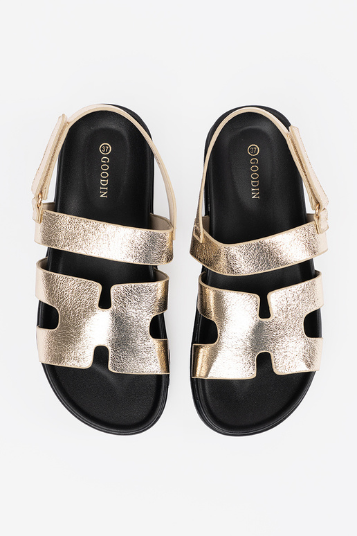 Klassische Sandalen mit Plattform in...