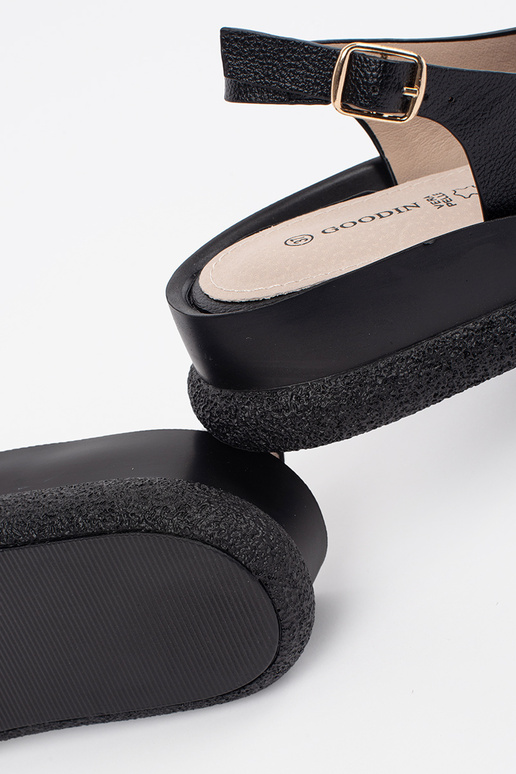 Platte sandalen zwarte met decoratie