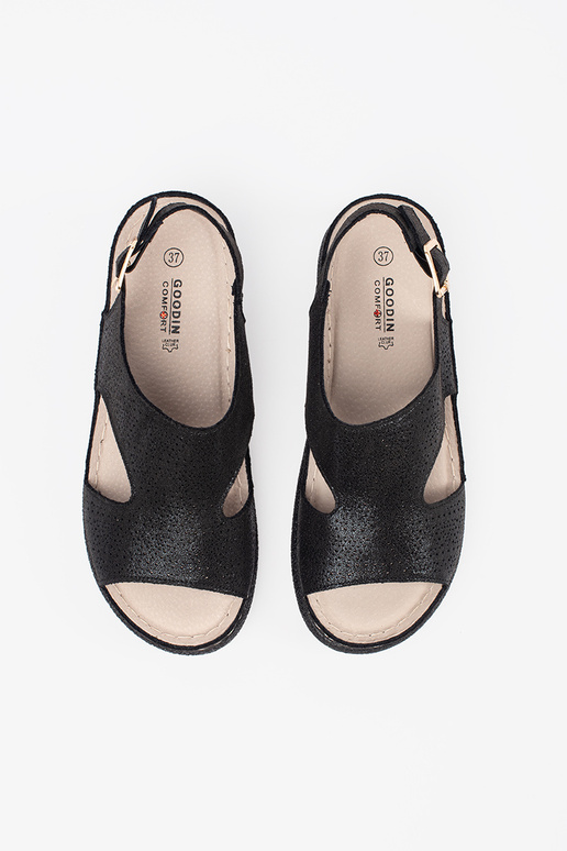 Sandales noires sur plateforme claire Sandales noires sur plateforme claire