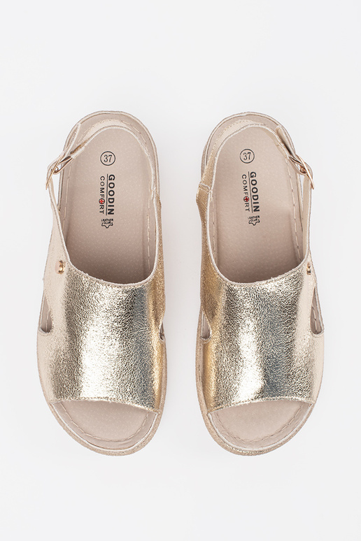 Gouden Platte Sandalen met Gesp