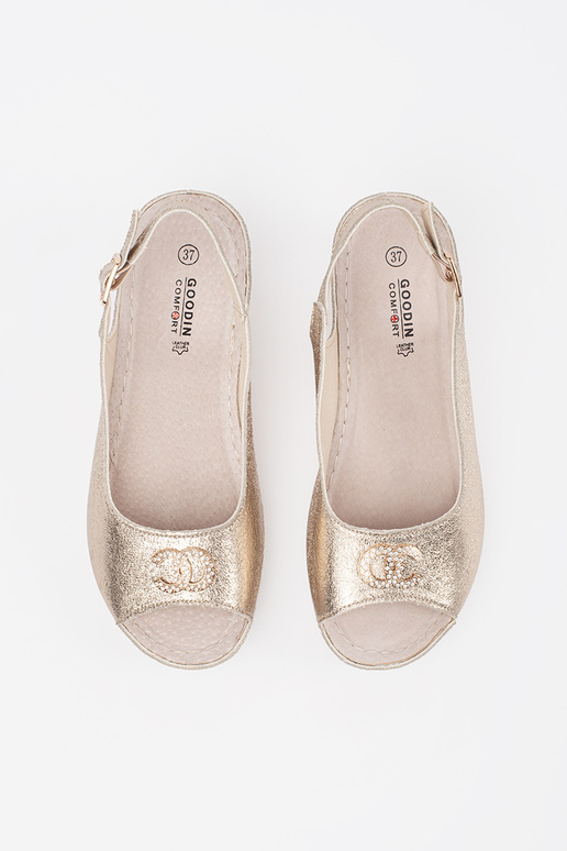 Gouden Sandalen op Wedge met Gesp Gouden Sandalen op Wedge met Gesp