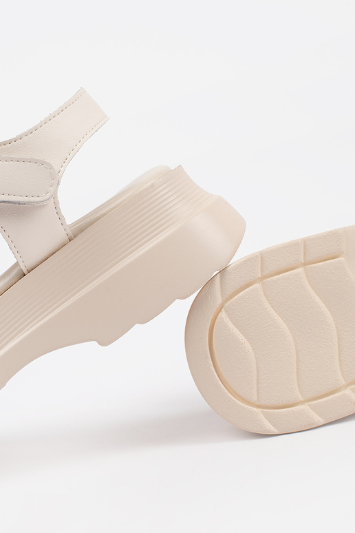 zandkleurige sandalen met platform...