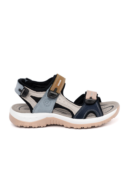 Sportliche Sandalen in verschiedenen... Sportliche Sandalen in verschiedenen...