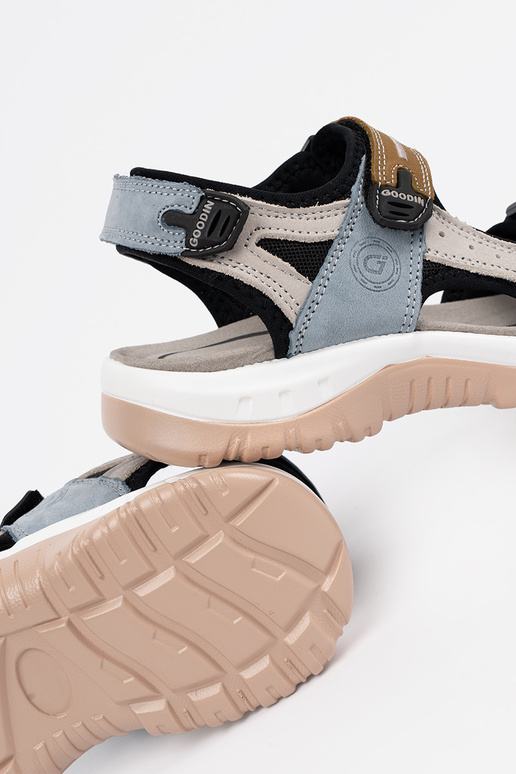 Sandaaltjes in verschillende kleuren