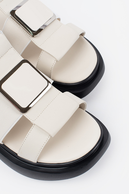 Ivoorkleurige Leren Elegante Sandalen...