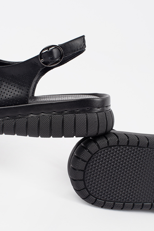 Elegante schwarze Leder-Sandalen Elegante schwarze Leder-Sandalen