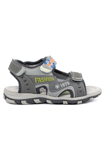 Graue Jungen Schuhe