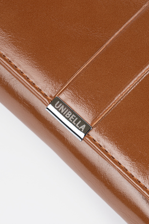 Bruine damesportemonnee van eco-leer Bruine damesportemonnee van eco-leer