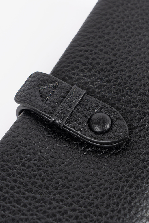 Zwarte damesportemonnee met vakken Zwarte damesportemonnee met vakken