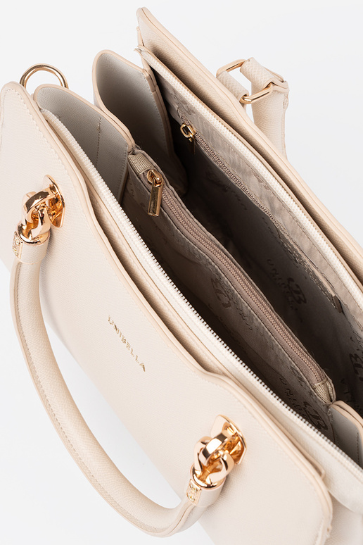 Sac à main féminin de couleur sable... Sac à main féminin de couleur sable...