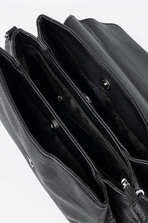 Schwarze Handtasche mit Griff