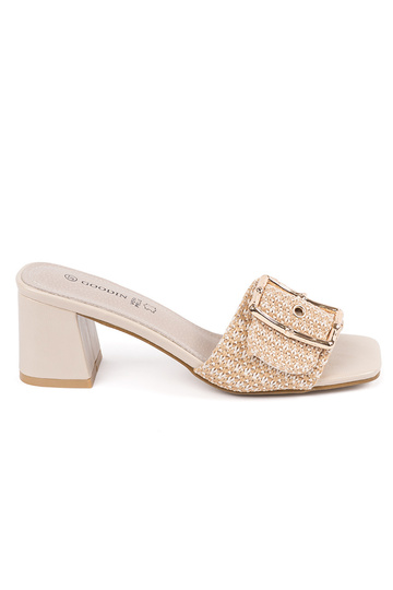 Dames zandkleurige slippers...