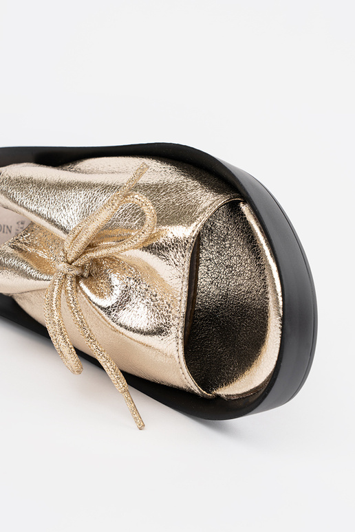 Gouden dames sandalen op plateau met...