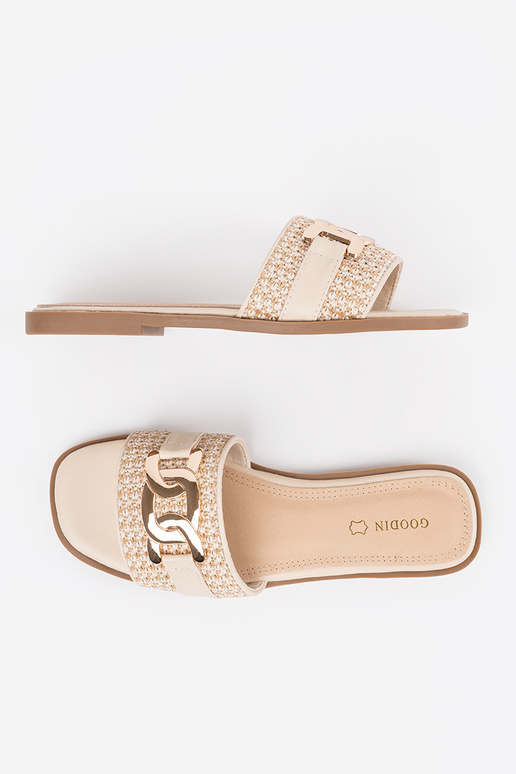 Chaussons couleur sable pour femmes... Chaussons couleur sable pour femmes...